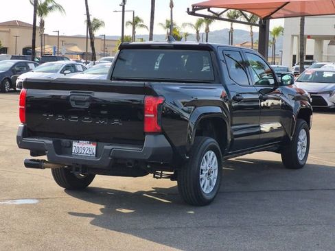 Used 2025 Toyota Tacoma SR w/ SR Upgrade Package image 5