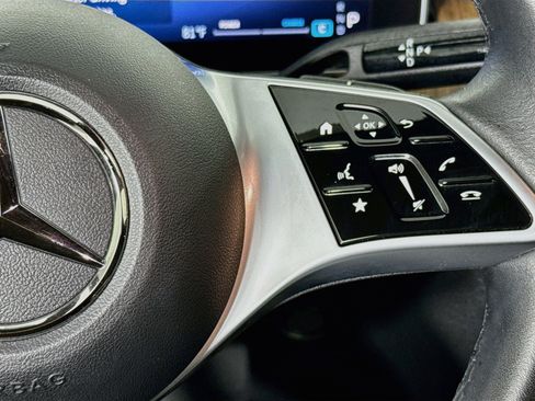 Used 2023 Mercedes-Benz C 300 Sedan image 13