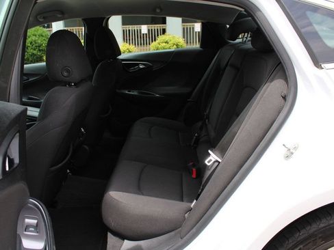 Used 2021 Chevrolet Malibu LT FWD image 29