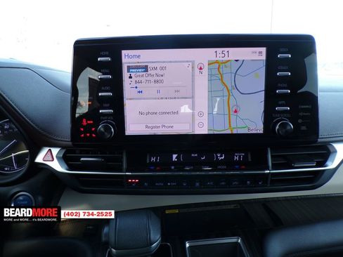 Used 2021 Toyota Sienna Limited image 30