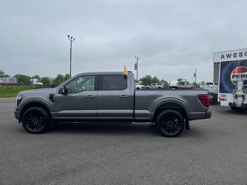 Used 2025 Ford F150 Lariat w/ Equipment Group 502A High AWD/4WD image 3