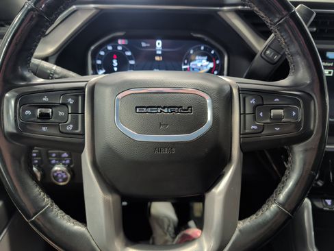 Used 2024 GMC Sierra 2500 Denali w/ Technology Package AWD/4WD image 10