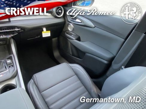 New 2024 Alfa Romeo Tonale Veloce image 46