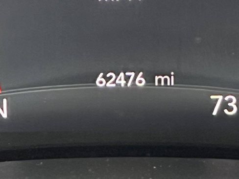 Used 2020 Chrysler Pacifica Touring-L Plus w/ Advanced Safetytec Group FWD image 8