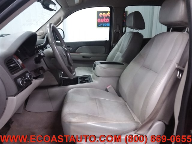Used 2007 GMC Yukon SLT w/ SLT Preferred Equipment Group AWD/4WD image 10