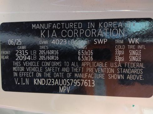 Used 2025 Kia Soul LX w/ LX Technology Package image 33