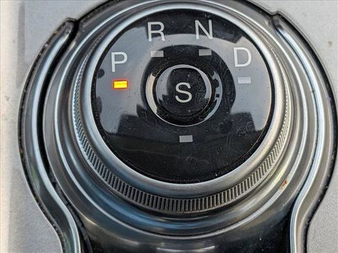 Used 2023 Ford Edge SEL w/ Convenience Package image 14