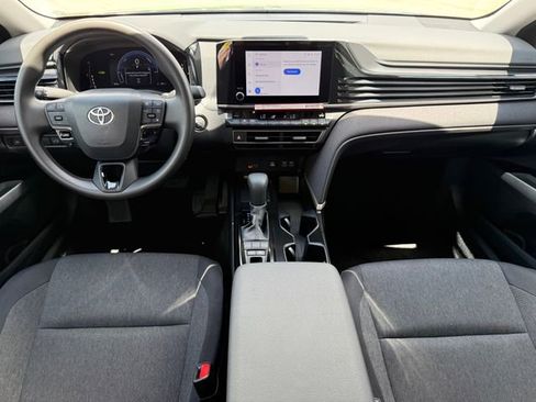 Used 2026 Toyota Camry LE w/ Convenience Package FWD image 23