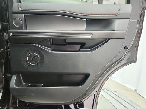 Used 2019 Ford Expedition Limited w/ Equipment Group 303A image 38
