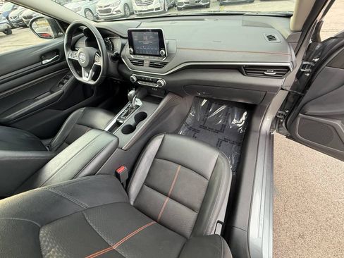 Used 2020 Nissan Altima 2.5 SR FWD image 22