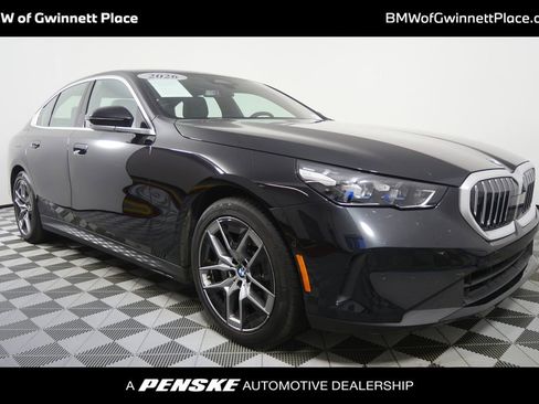 Used 2026 BMW 530i image 1