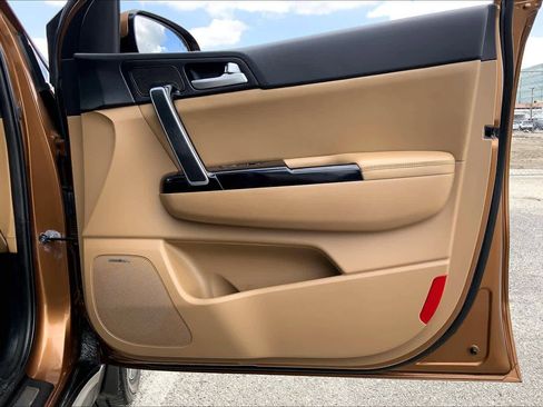 Used 2018 Kia Sportage SX image 22