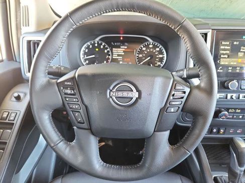 Certified 2025 Nissan Frontier SV w/ SV Convenience Package RWD image 22