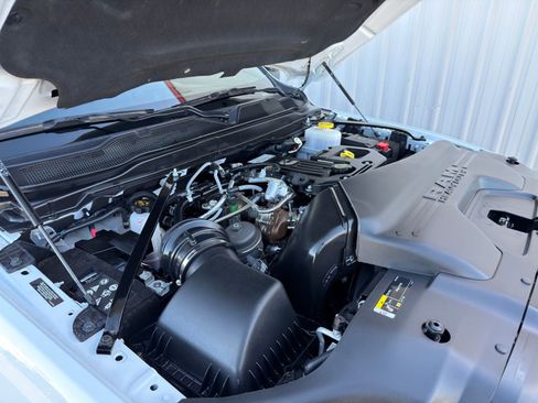 Used 2025 RAM 5500 Tradesman w/ Safety Group image 35