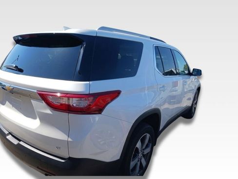 Used 2018 Chevrolet Traverse LT image 4