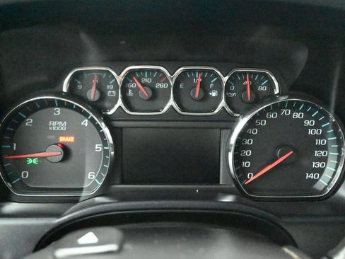 Used 2015 Chevrolet Silverado 2500 LT w/ LT Convenience Package AWD/4WD image 15