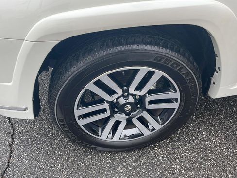 Used 2023 Toyota 4Runner Limited image 2