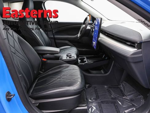 Used 2023 Ford Mustang Mach-E Select RWD image 23