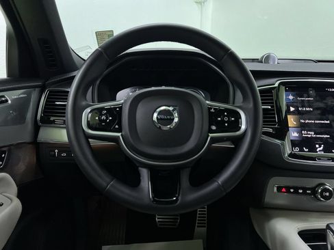 Used 2022 Volvo XC90 T8 R-Design w/ Advanced Package AWD/4WD image 20