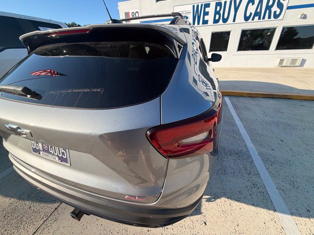 Used 2025 Chevrolet Trax RS w/ Driver Confidence Package FWD image 14