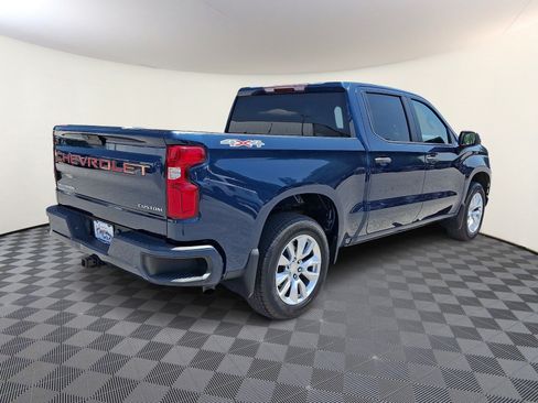 Used 2021 Chevrolet Silverado 1500 Custom w/ Safety Confidence Package AWD/4WD image 6