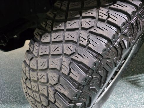 Used 2022 Ford Bronco Badlands image 12