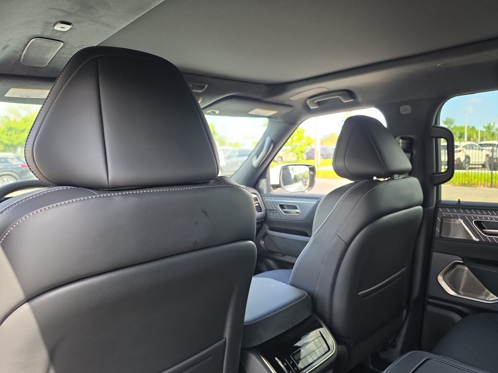 New 2027 INFINITI QX80 Autograph w/ Premium Cargo Package AWD/4WD image 13