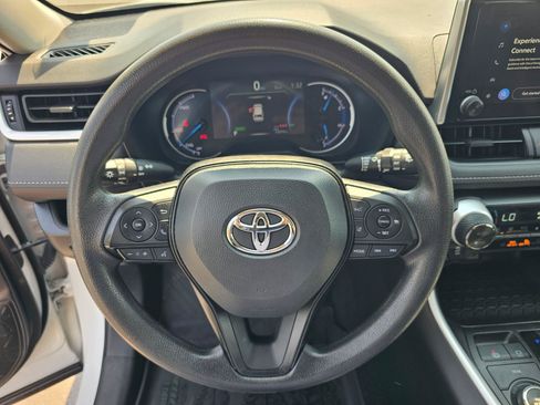 Used 2023 Toyota RAV4 AWD Hybrid image 22