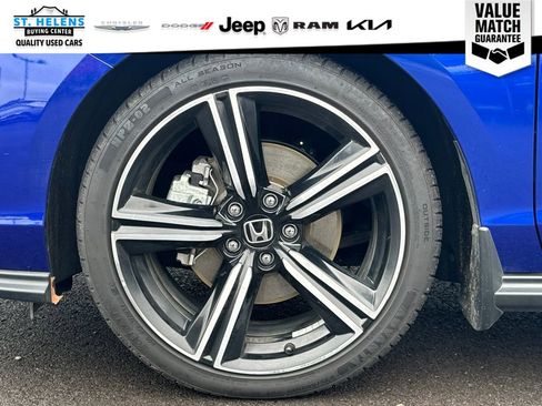 Used 2023 Honda Accord Sport image 11