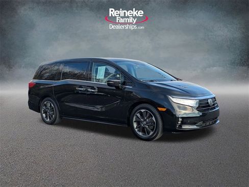 Used 2023 Honda Odyssey Elite image 3