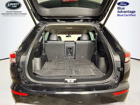 Used 2023 Mitsubishi Outlander SE image 25