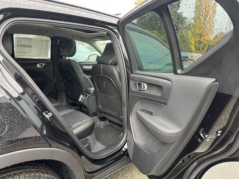 New 2026 Volvo XC40 B5 Ultra w/ Climate Package image 13