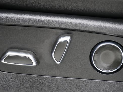 Used 2021 Cadillac Escalade Sport w/ Driver Assist Tech Package image 19