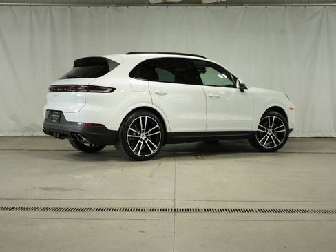 New 2026 Porsche Cayenne AWD/4WD image 7