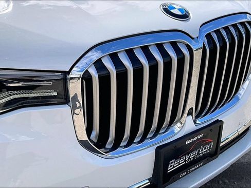 Used 2020 BMW X7 xDrive40i w/ Premium Package AWD/4WD image 32