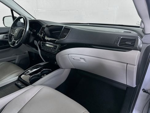 Used 2022 Honda Pilot Touring image 31