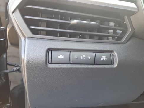 New 2025 Nissan Altima 2.5 SR w/ SR Premium Package image 19