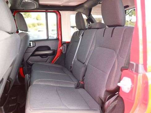 Used 2025 Jeep Wrangler Sahara 4xe image 34