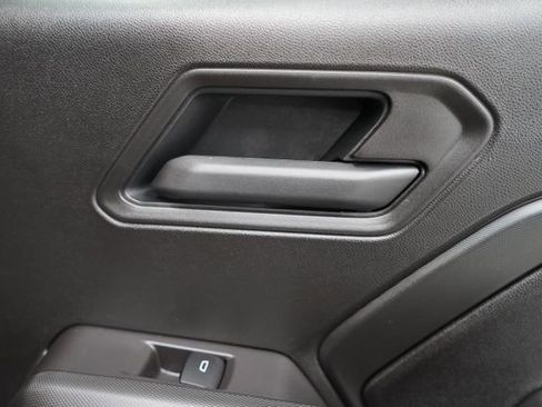 Used 2025 Chevrolet Colorado W/T AWD/4WD image 60