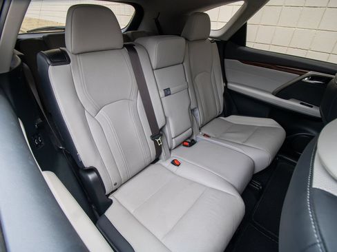 Used 2019 Lexus RX 350L FWD w/ Premium Package image 21
