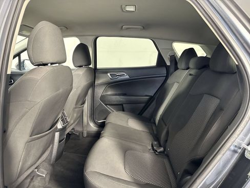 Used 2023 Kia Sportage LX AWD/4WD image 21