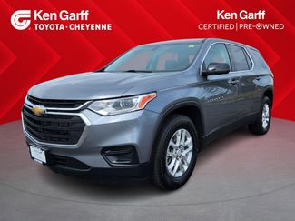 Used 2021 Chevrolet Traverse LS image 1