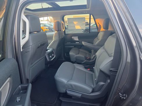 New 2026 Ford Expedition Max Active image 9