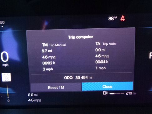 Used 2022 Volvo XC60 B6 R-Design image 22