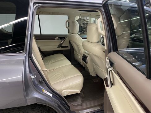 Used 2017 Lexus GX 460 460 image 12