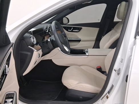 Used 2022 Mercedes-Benz C 300 4MATIC Sedan image 5