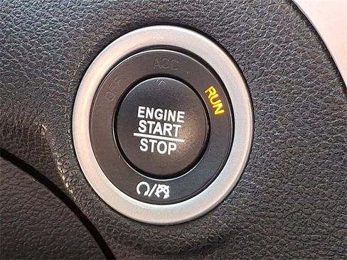 Used 2023 Chrysler 300 Touring L w/ Popular Equipment Group image 26