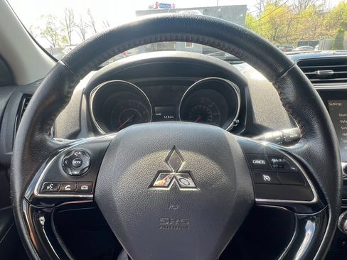 Used 2021 Mitsubishi Outlander Sport ES FWD image 18