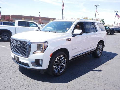 Certified 2023 GMC Yukon Denali Ultimate AWD/4WD image 4