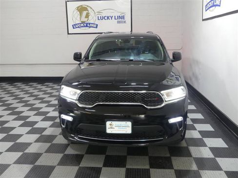 Used 2022 Dodge Durango SXT AWD/4WD image 3